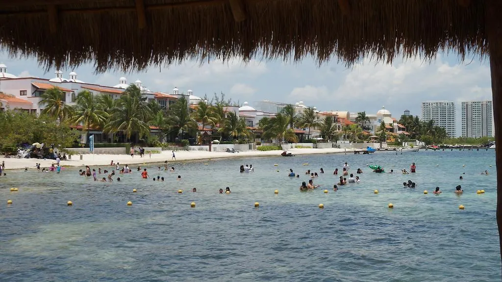 Las Perlas Condos Cancún Aparthotel